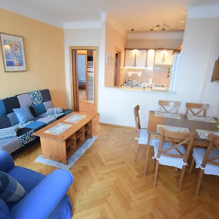 Apartment Elegant Market Square