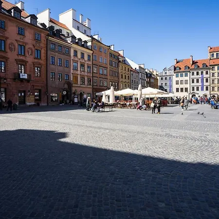 Elegant Market Square Apartment Warsaw